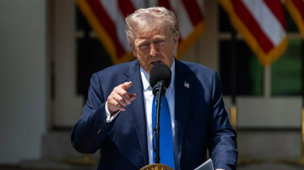 牛小散 特朗普预测对了？中美说法不同，美财长：预计中方会推迟稀土管制